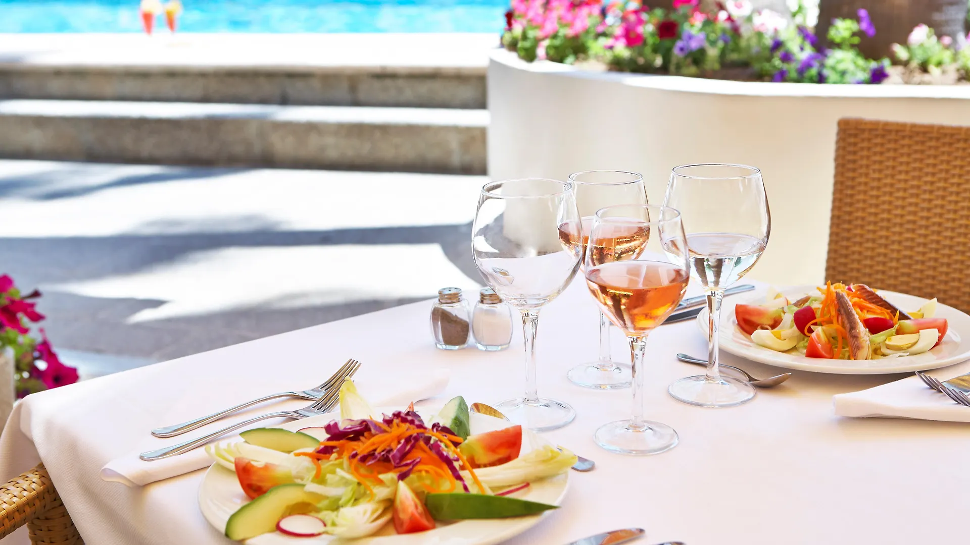 Universal Hotel Bikini Cala Millor  3*, Cala Millor (Mallorca)